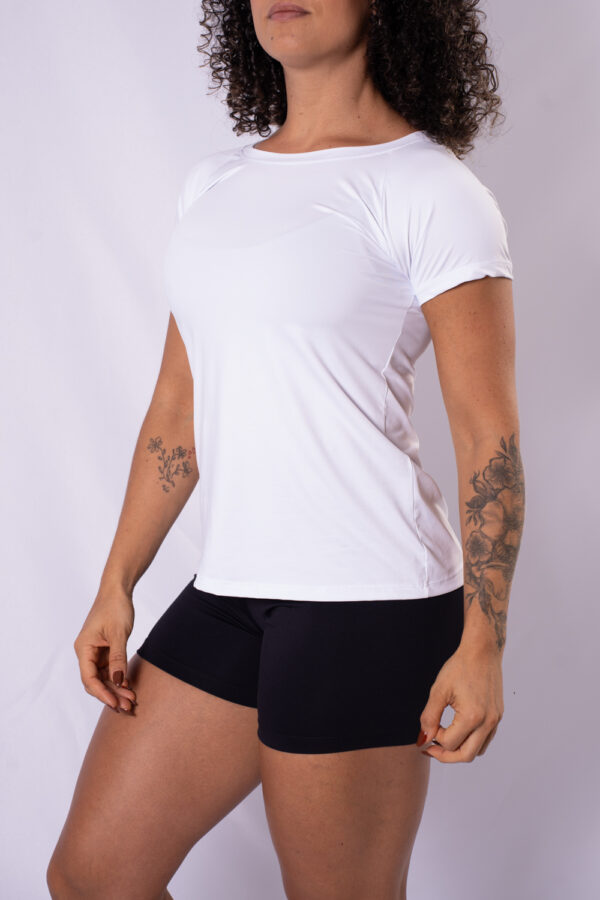 Blusa Raglan Feminina New Corpus Branca e Preta