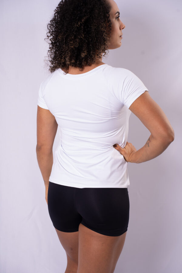 Blusa Raglan Feminina New Corpus Branca e Preta - Imagem 4